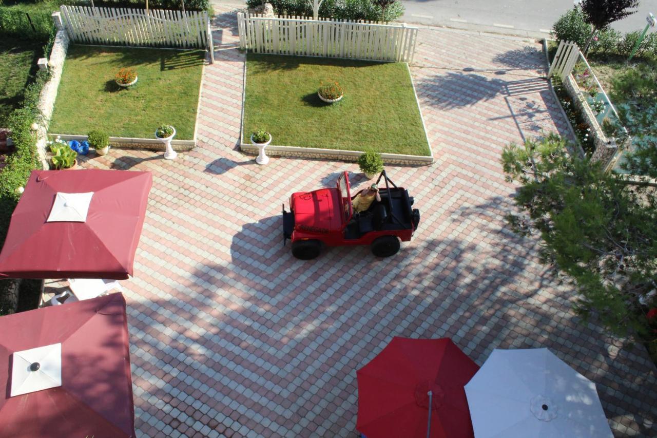 Hotel Villa Aljor Голем Екстериор снимка