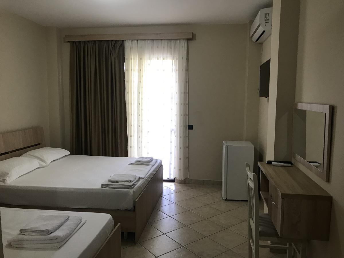 Hotel Villa Aljor Голем Екстериор снимка