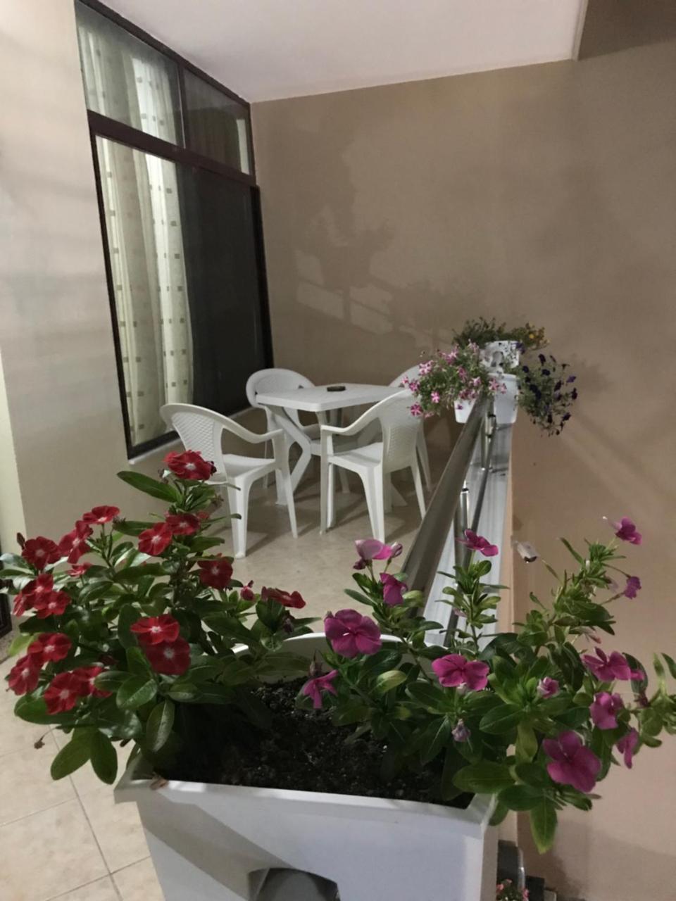 Hotel Villa Aljor Голем Екстериор снимка